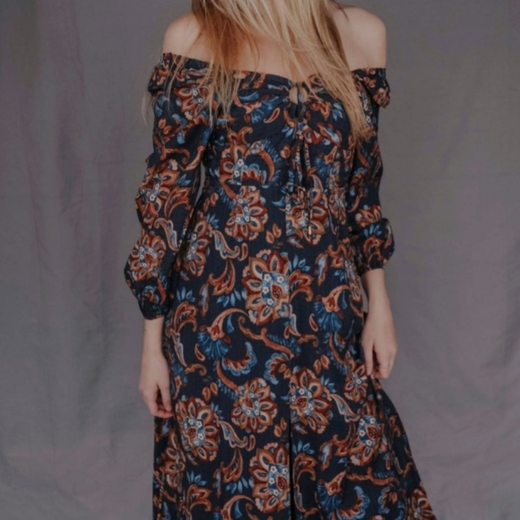 NWT - MinkPink Dress - xs -sz 2 / A cup - Picture 5 of 8